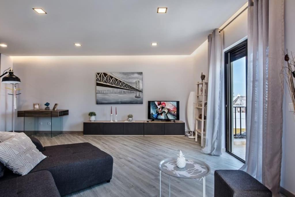 Girassol - Bright, Modern, Well Located Apartment Olhão المظهر الخارجي الصورة