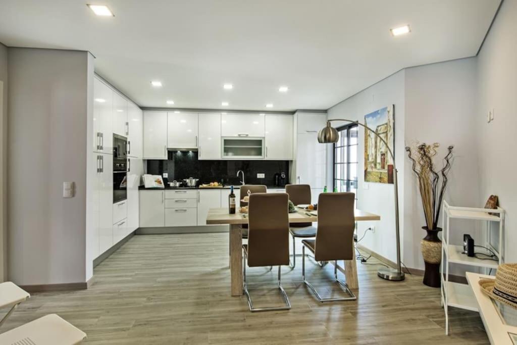 Girassol - Bright, Modern, Well Located Apartment Olhão المظهر الخارجي الصورة